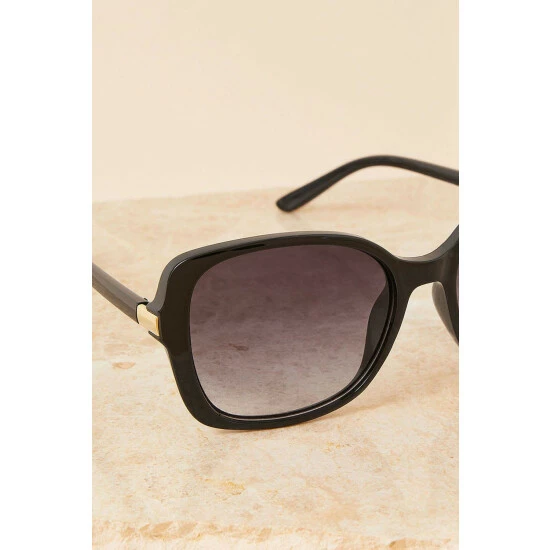 Accessorize Oversized Square Sunglasses For Female 4 Accessorize Oversized Square Sunglasses For Female - Image 2