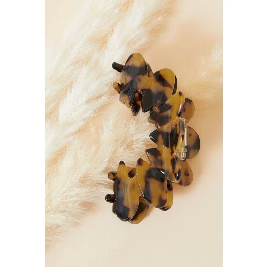 Accessorize Tortoiseshell Petal Claw Clip For Female 4 Accessorize Tortoiseshell Petal Claw Clip For Female - Image 2