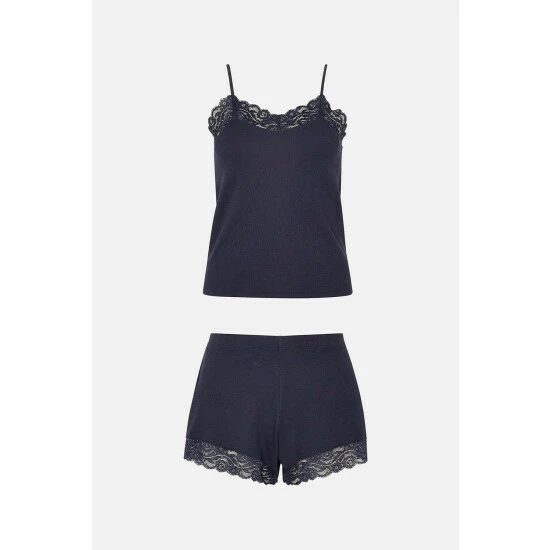 Accessorize Lace Trim Vest Set For Female 6 Accessorize Lace Trim Vest Set For Female - Image 4